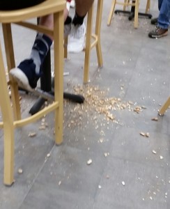 five_guys_peanuts